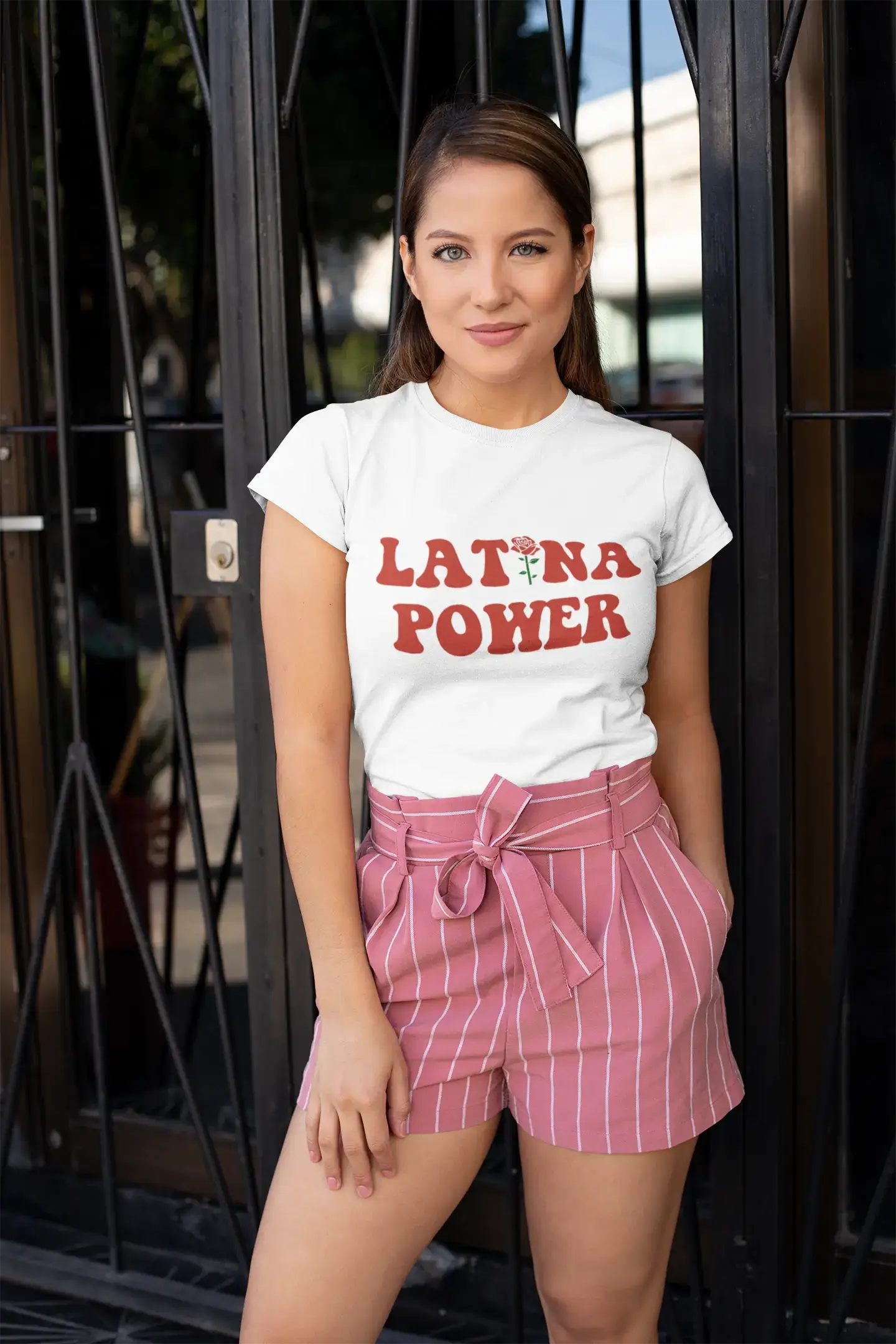 ULTRABASIC - Women's Low-Cut Round Neck T-Shirt Latina Power Printed Letters Deep Black