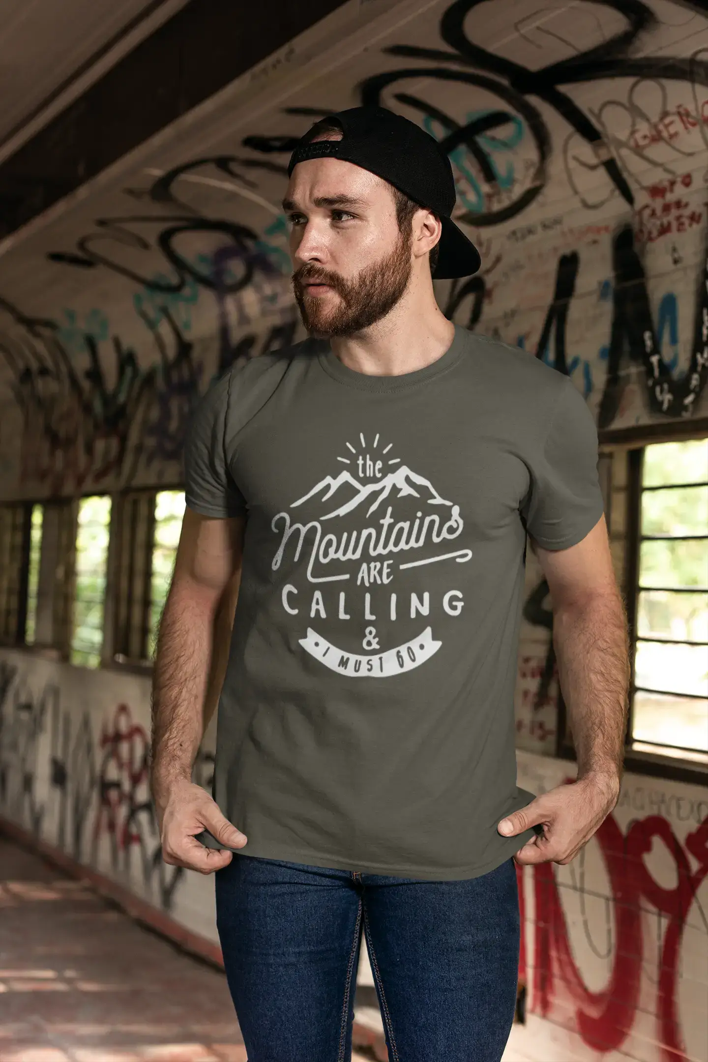 ULTRABASIC - Graphic Printed Men's The Mountains Are Calling And I Must Go Hiking Tee Dark Purple