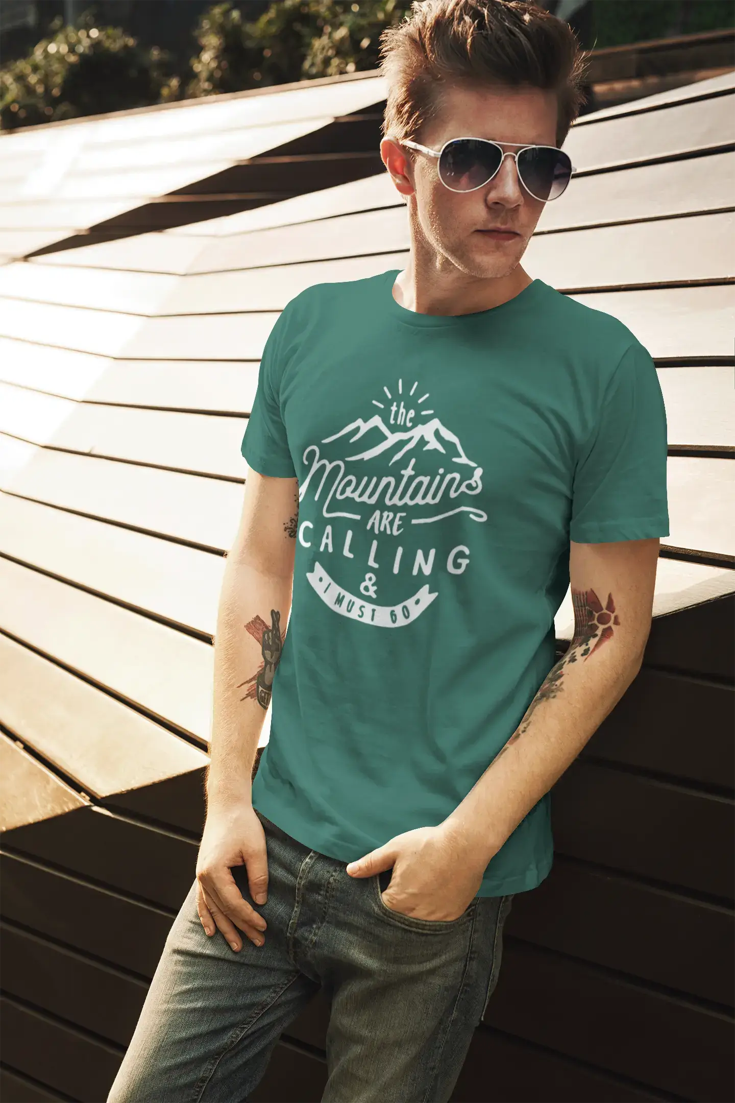 ULTRABASIC - Graphic Printed Men's The Mountains Are Calling And I Must Go Hiking Tee Royal Blue
