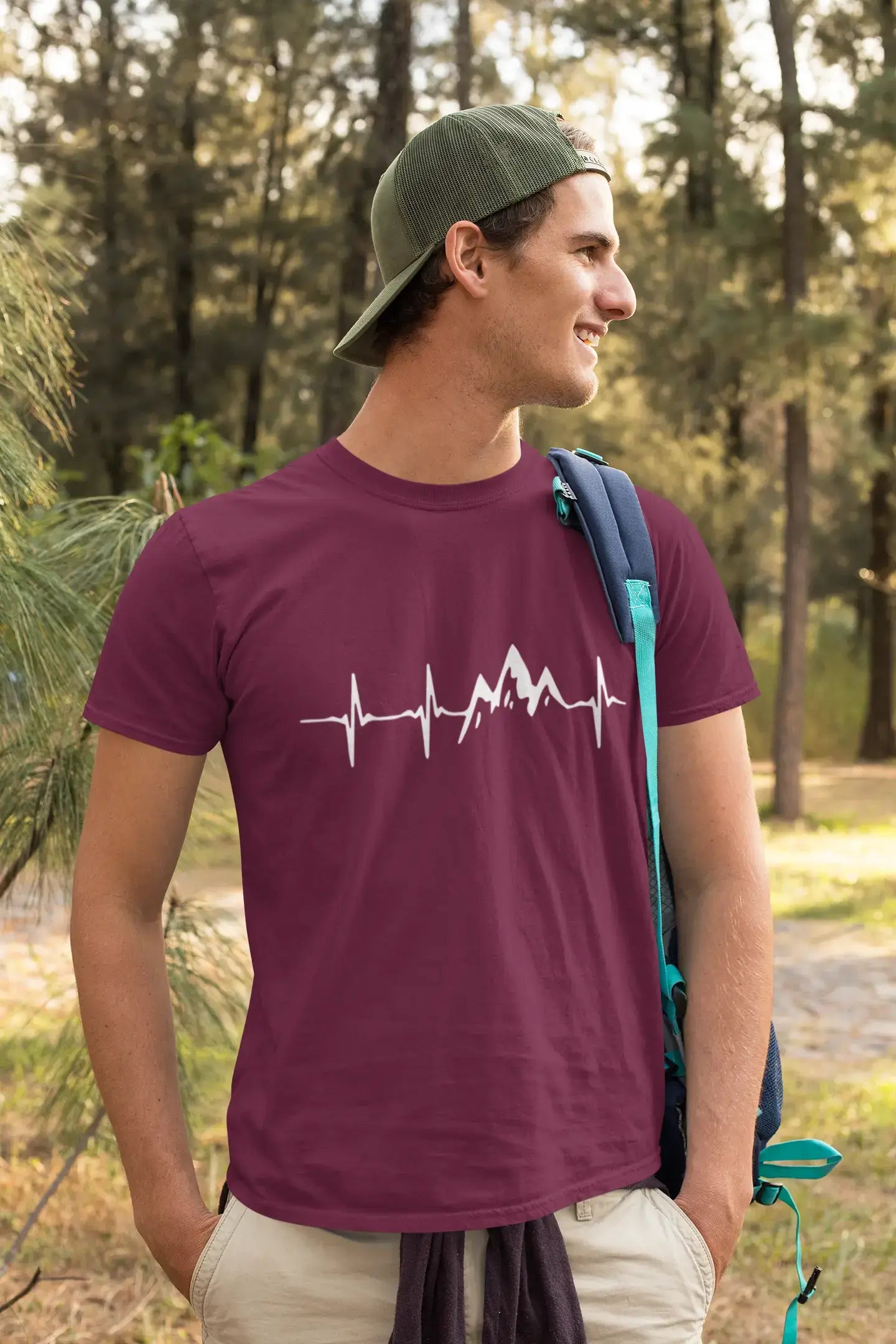 ULTRABASIC - Graphic Printed Men's Mountain Heartbeat T-Shirt Navy