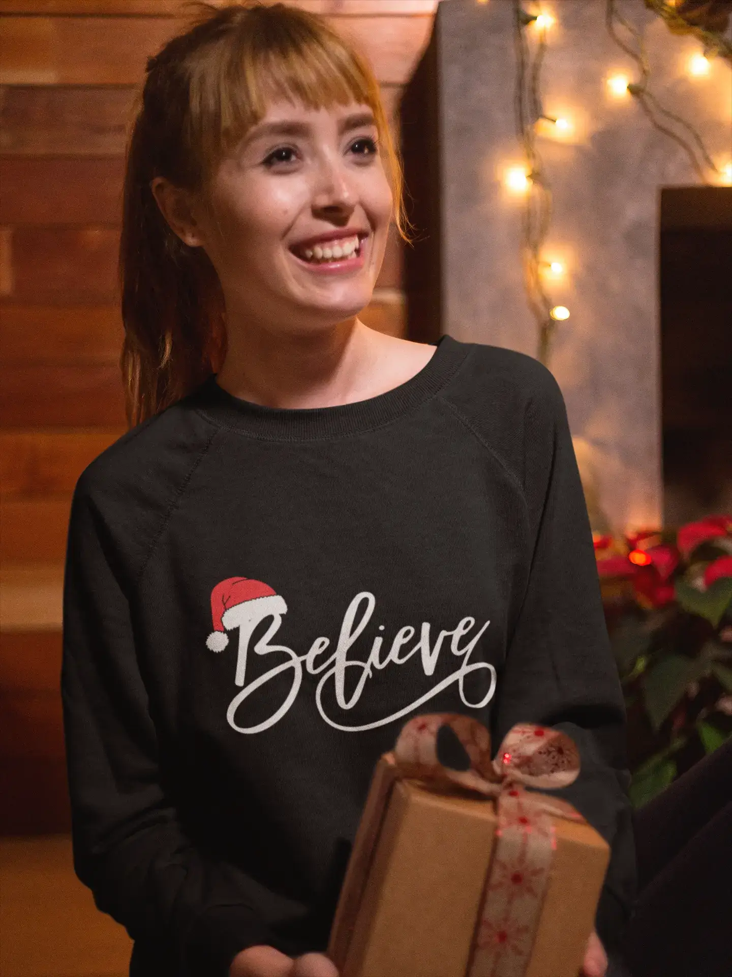 ULTRABASIC - Graphic Women's Christmas Believe Hat Cute Sweatshirt Xmas Gift Ideas Burgundy