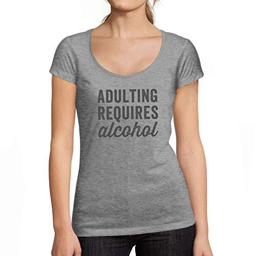 Ultrabasic - Tee-Shirt Femme col Rond Décolleté Adulting Requires Alcohol