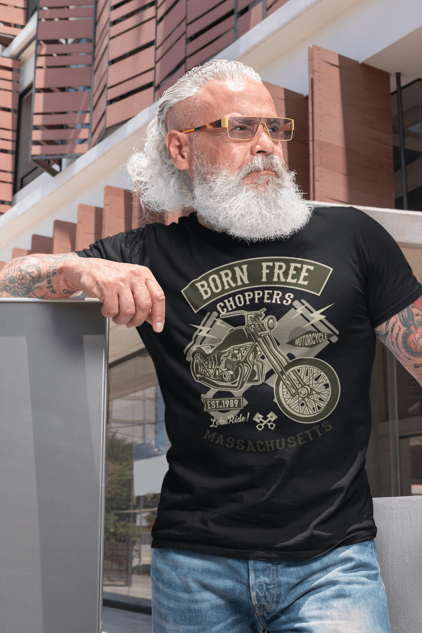 ULTRABASIC Men's T-Shirt Born Free Choppers - Massachusetts Motorcycle Vintage Shirt